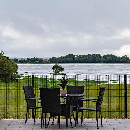 Отель Lough Beg Glamping Newferry Экстерьер фото