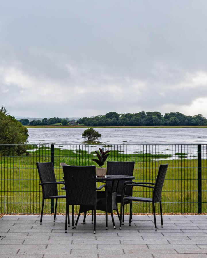 Отель Lough Beg Glamping Newferry Экстерьер фото