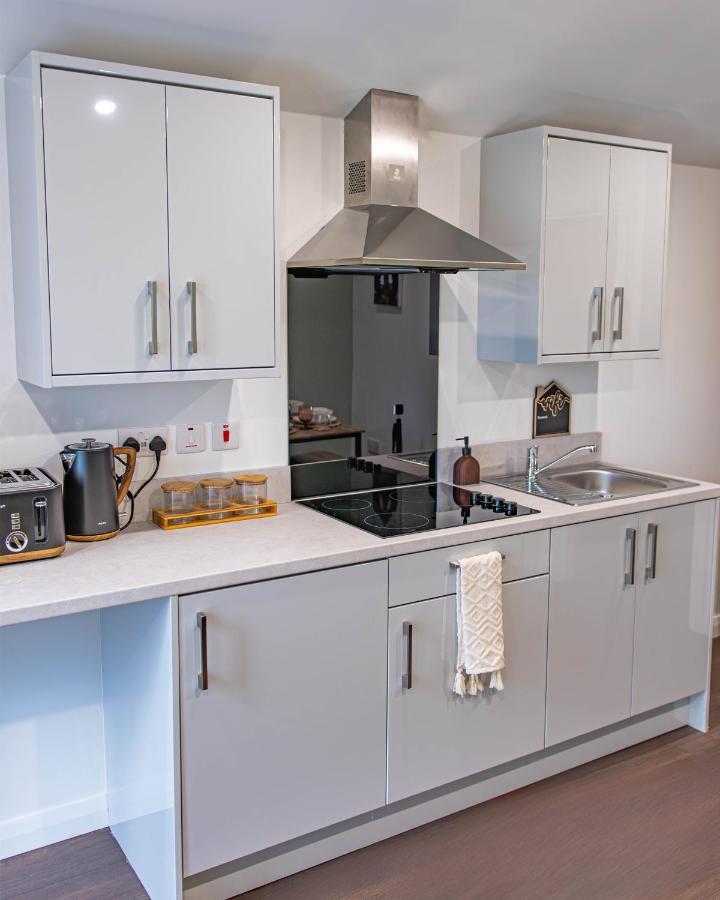 Отель Lough Beg Glamping Newferry Экстерьер фото