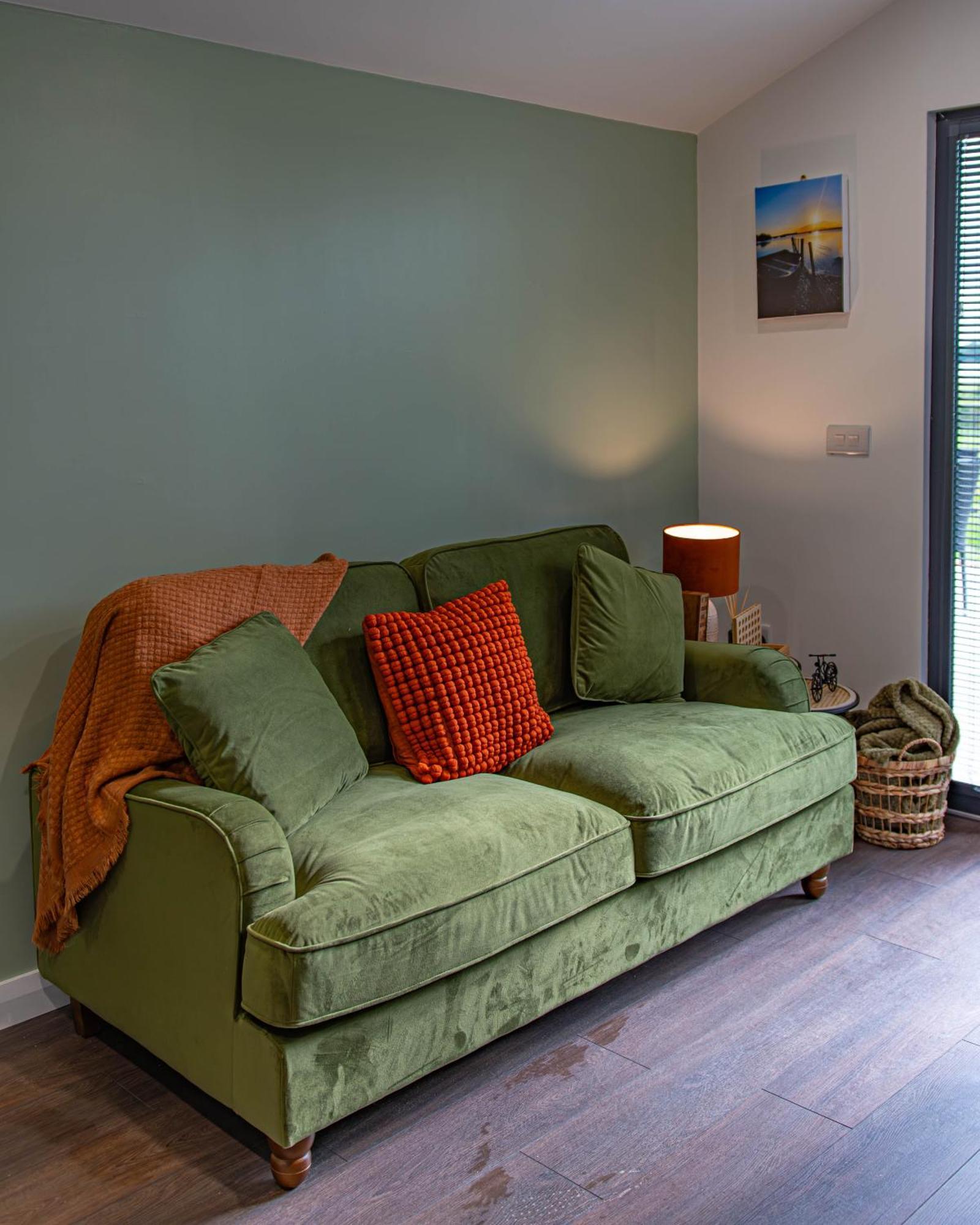 Отель Lough Beg Glamping Newferry Экстерьер фото